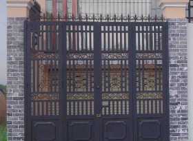 Sơn cửa cổng